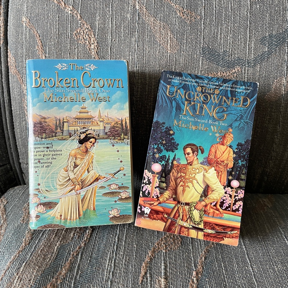 Michelle West Fantasy Book Set - The Broken Crown & The Uncrowned King